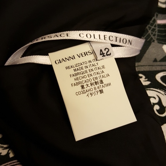 LOOKโฃ๏ธVERSACE Dress. Absolutely gorgeous! Size 42 US size 6 or medium. NEW! - Picture 3 of 7